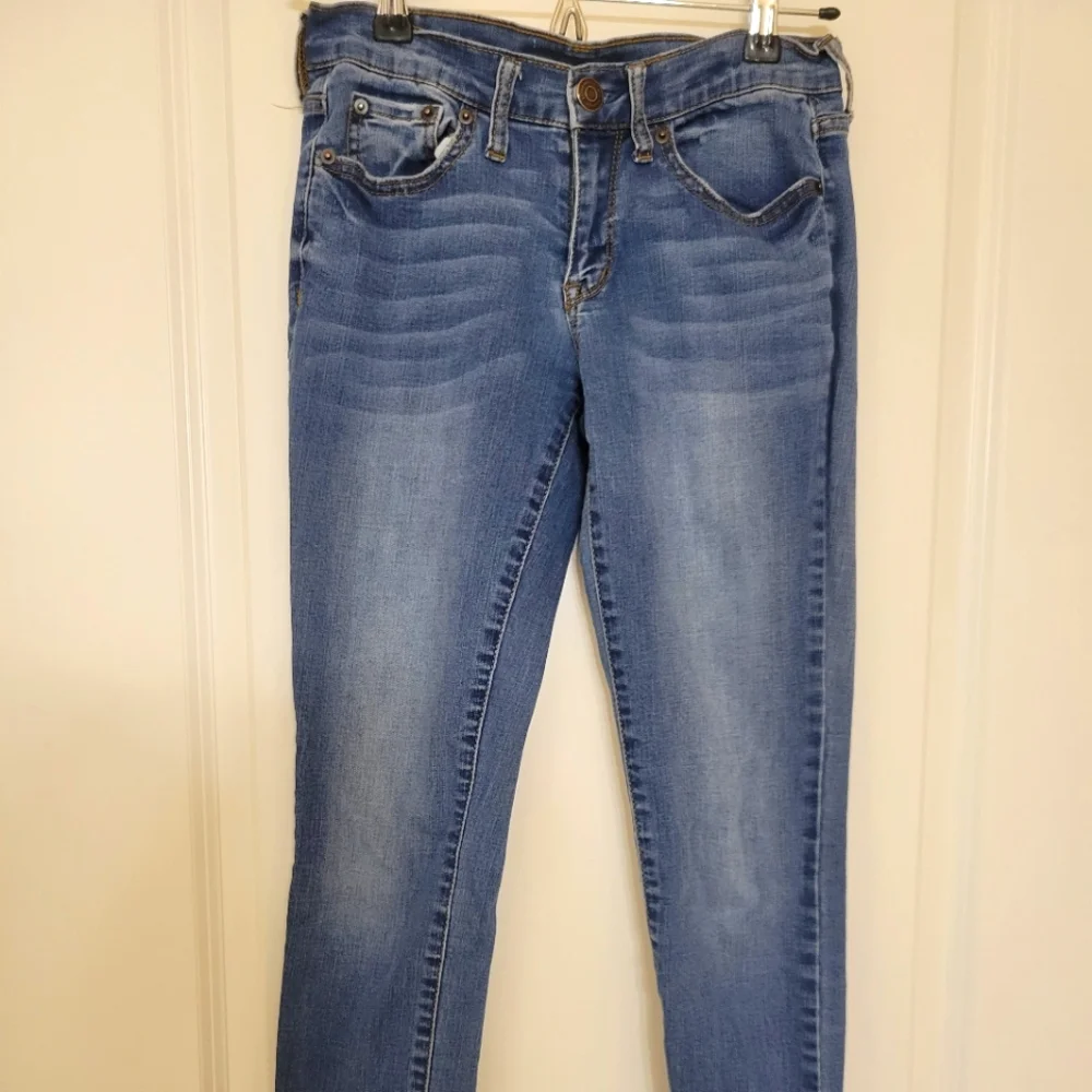 Aeropostale Skinny Jeans - Picture 1 of 3